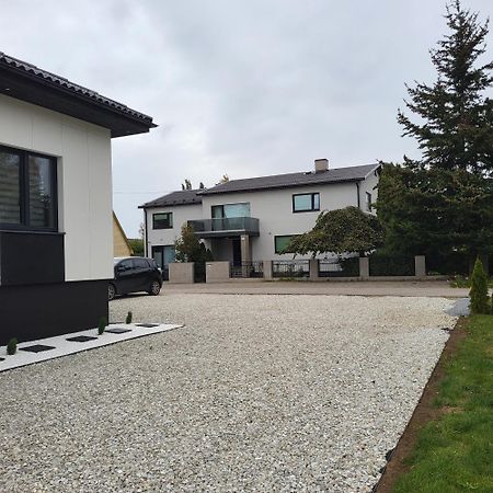 Luxury Apartment Private House And Parking Netflix 塔尔图 外观 照片