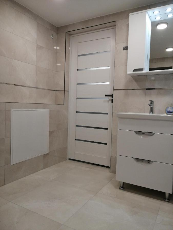Luxury Apartment Private House And Parking Netflix 塔尔图 外观 照片