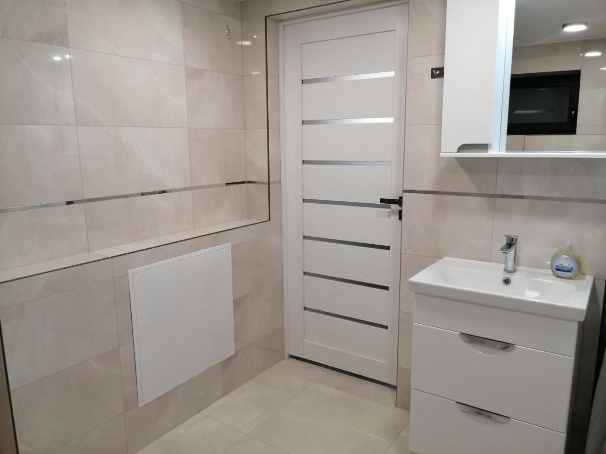 Luxury Apartment Private House And Parking Netflix 塔尔图 外观 照片