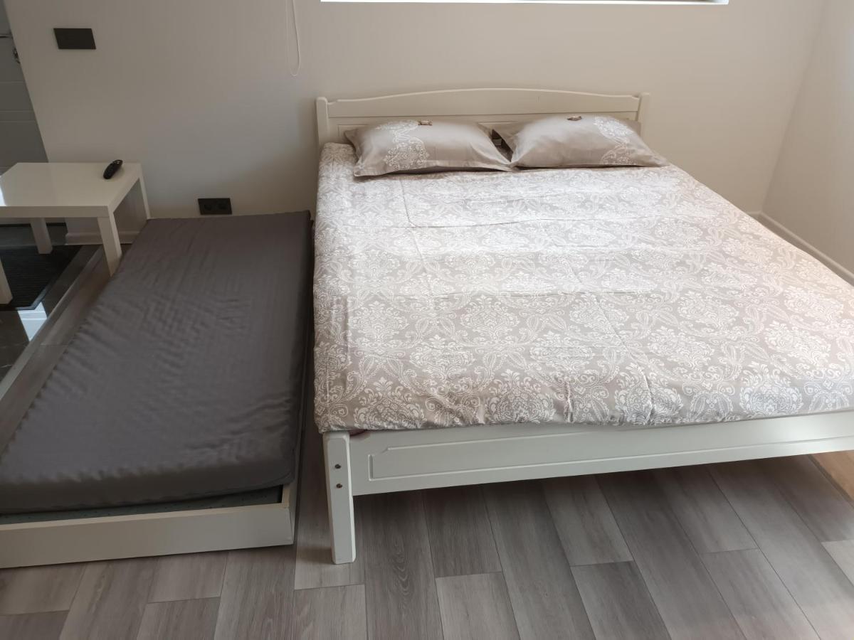Luxury Apartment Private House And Parking Netflix 塔尔图 外观 照片