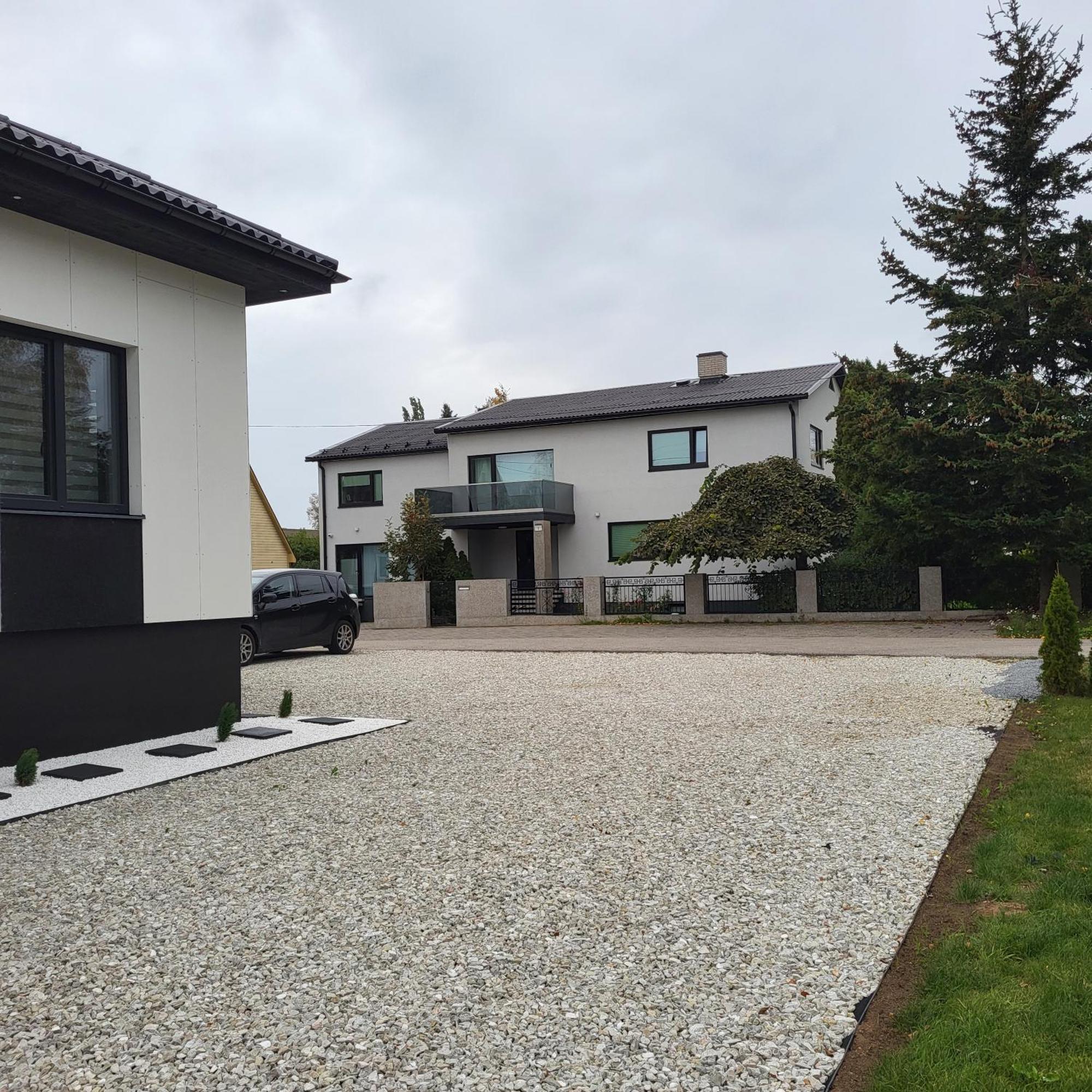 Luxury Apartment Private House And Parking Netflix 塔尔图 外观 照片